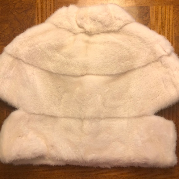 White mink bolero - Picture 2 of 6